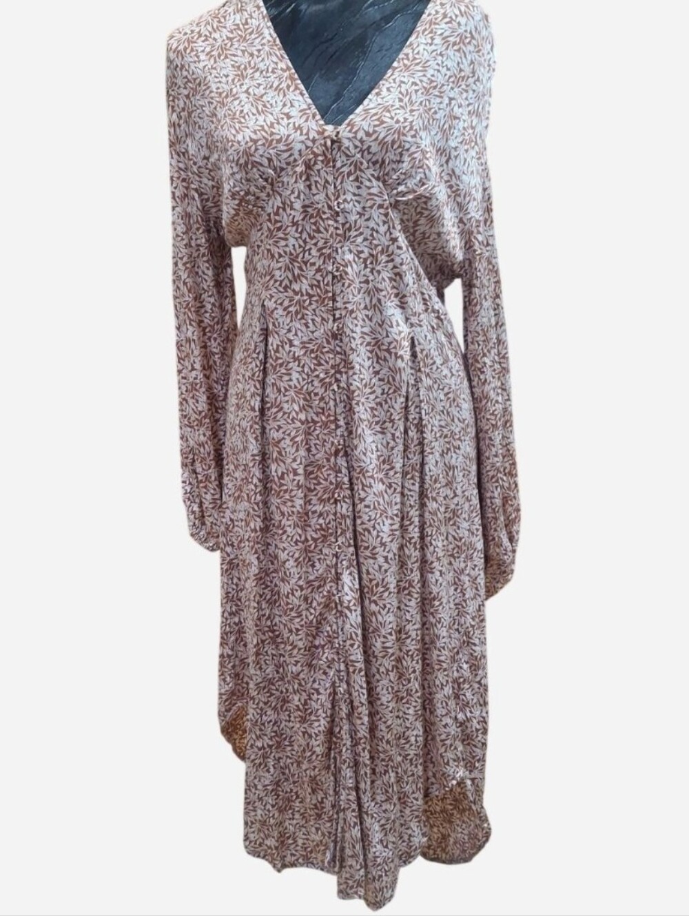 Amuse Society Rust Leaf Print Long Sleeve Midi Dress M Boho V-Neck